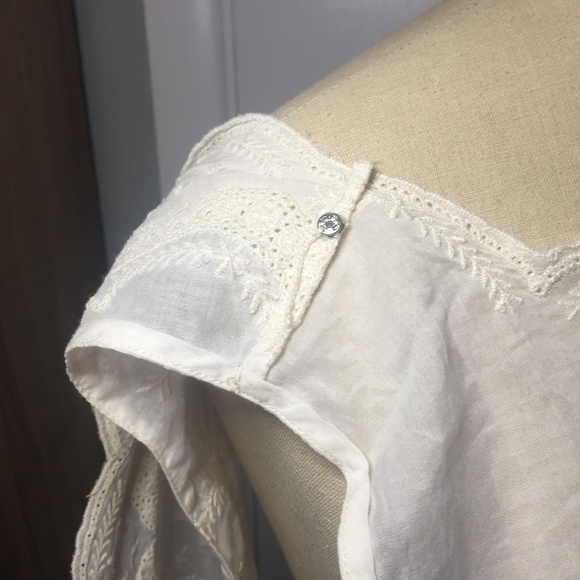 Ralph Lauren Cream Sheer Lace Button Vest - Picture 6 of 7